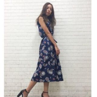 マウジー(moussy)のmoussy 新品未使用 ペイズリーロングルーズワンピース(ロングワンピース/マキシワンピース)