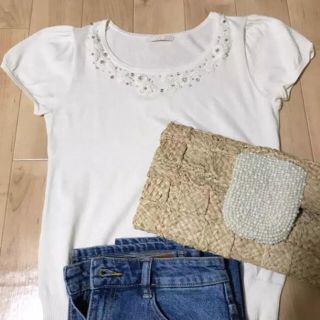 アベニールエトワール(Aveniretoile)の【美品】エムプルミエ アベニエールエトワール  刺繍 カットソー(カットソー(半袖/袖なし))