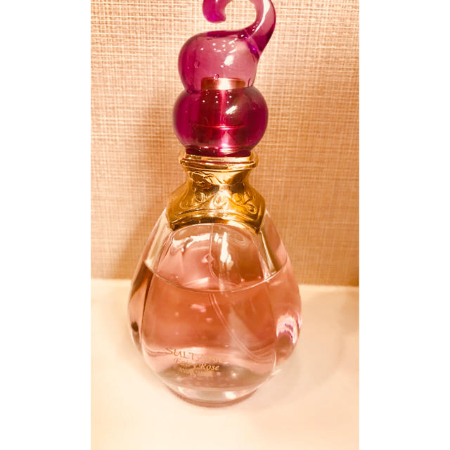 JEANNE ARTHES(ジャンヌアルテス)のスルタン　フェアリーローズ　オードパルファム フランス製　100ml コスメ/美容の香水(香水(女性用))の商品写真
