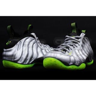 ナイキ(NIKE)のNIKE AIR FOAMPOSITE ONE(スニーカー)