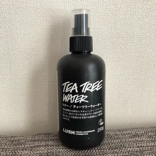 ラッシュ(LUSH)のLUSH ティーツリーウォーター 250g 化粧水 トナー ラッシュ ニキビ(化粧水/ローション)