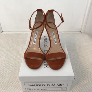 マノロブラニク(MANOLO BLAHNIK)のアクネブラウスと マノロブラニク chaos サンダル(サンダル)