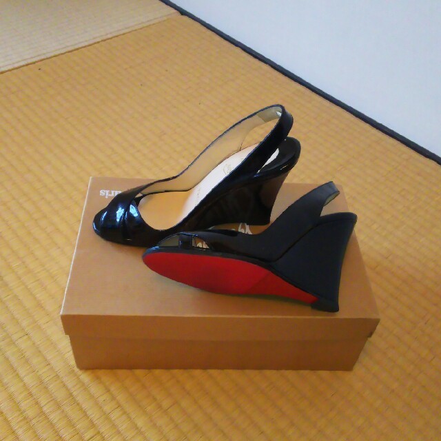 Christian Louboutin(クリスチャンルブタン)の美品 クリスチャンルブタン ウエッジ パンプス サンダル 36 レディースの靴/シューズ(ハイヒール/パンプス)の商品写真