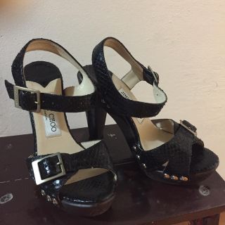 ジミーチュウ(JIMMY CHOO)のジミーチュウ サンダル パンプス(サンダル)