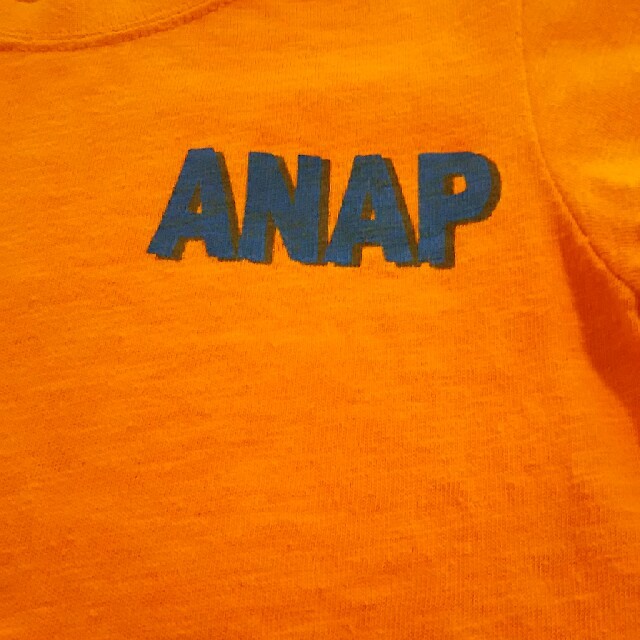 ANAP Kids(アナップキッズ)のANAP オレンジ Tシャツ キッズ/ベビー/マタニティのキッズ服男の子用(90cm~)(Tシャツ/カットソー)の商品写真