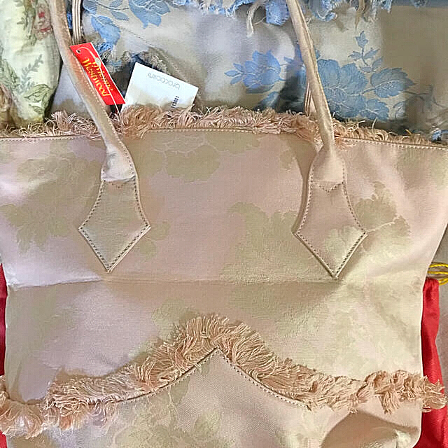 Vivienne Westwood(ヴィヴィアンウエストウッド)のヴィヴィアン ゴブランローズ  ピンク バッグ 未使用 レディースのバッグ(トートバッグ)の商品写真