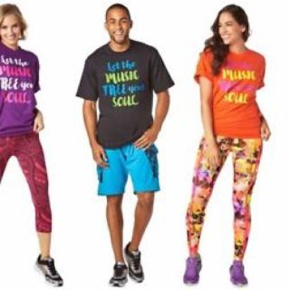 ズンバ(Zumba)のZumba ズンバ Tシャツ 新品(Tシャツ(半袖/袖なし))