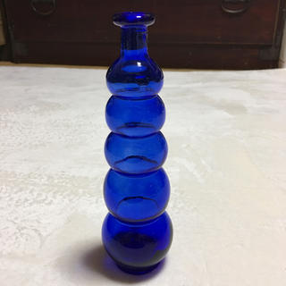 スペインの青いビンテージガラス瓶(ガラス)