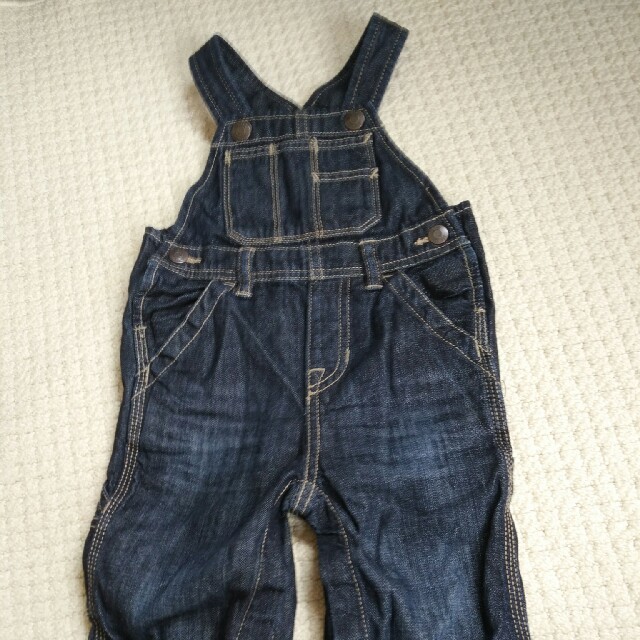 babyGAP(ベビーギャップ)のGAP　デニムオーバーオール80 キッズ/ベビー/マタニティのベビー服(~85cm)(カバーオール)の商品写真