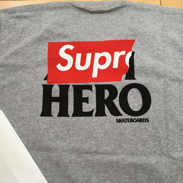 Supreme(シュプリーム)のtatsuki様専用14ss Supreme×AntiHero TグレーXL メンズのトップス(Tシャツ/カットソー(半袖/袖なし))の商品写真