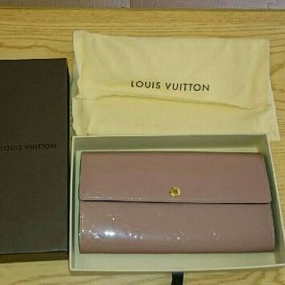 ルイヴィトン(LOUIS VUITTON)のティアラ☆ママ様❤専用【新品】ルイヴィトンヴェルニ ポルトフォイユ・サラ 長財布(財布)