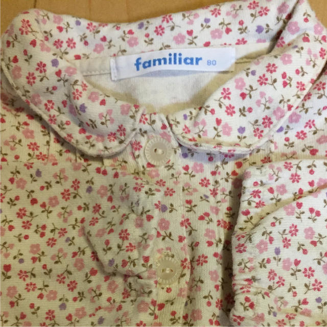 familiar(ファミリア)の商談中 花柄 ブラウス80 キッズ/ベビー/マタニティのベビー服(~85cm)(シャツ/カットソー)の商品写真