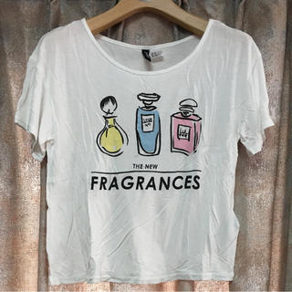 エイチアンドエム(H&M)のH&M ホワイト 香水柄 Tシャツ XS(Tシャツ(半袖/袖なし))