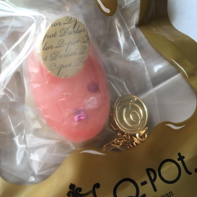 Q-pot.(キューポット)のQ-pot. プチストロベリークリームケーキのネックレス レディースのアクセサリー(ネックレス)の商品写真