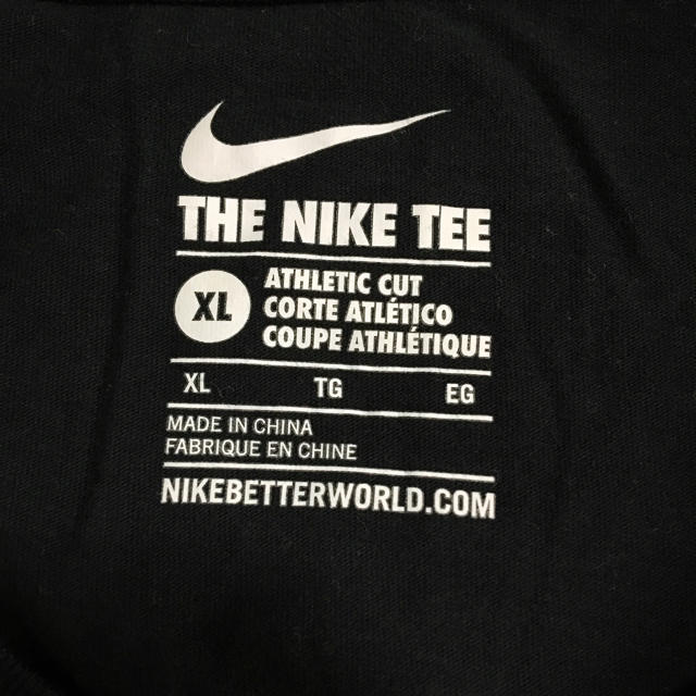 NIKE(ナイキ)のNIKE Ｔシャツ XL レディースのトップス(Tシャツ(半袖/袖なし))の商品写真