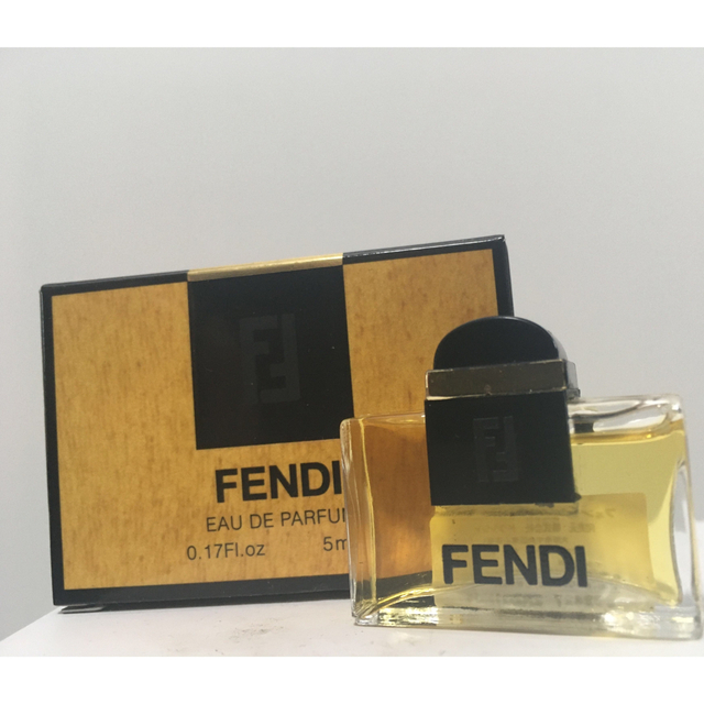 FENDI(フェンディ)のFENDIミニ香水 コスメ/美容の香水(香水(女性用))の商品写真