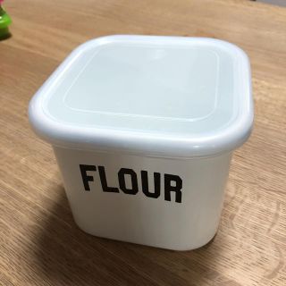 THE OLDE FARMHOUSE ホーロー タッパー FLOUR(容器)