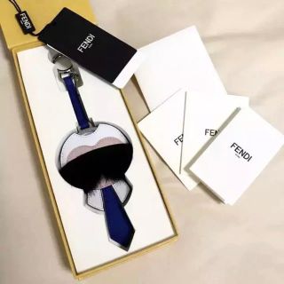 フェンディ(FENDI)のお値下げ FENDI フェンディ チャーム カーリト ミラー付き(バッグチャーム)