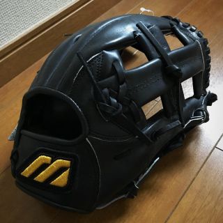 ミズノ(MIZUNO)のミズノプロ 硬式Mマーク 4Dテクノロジー  新品(グローブ)