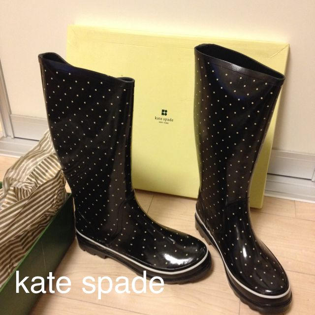 kate spade new york(ケイトスペードニューヨーク)のケイトスペードの水玉レインブーツ レディースの靴/シューズ(レインブーツ/長靴)の商品写真