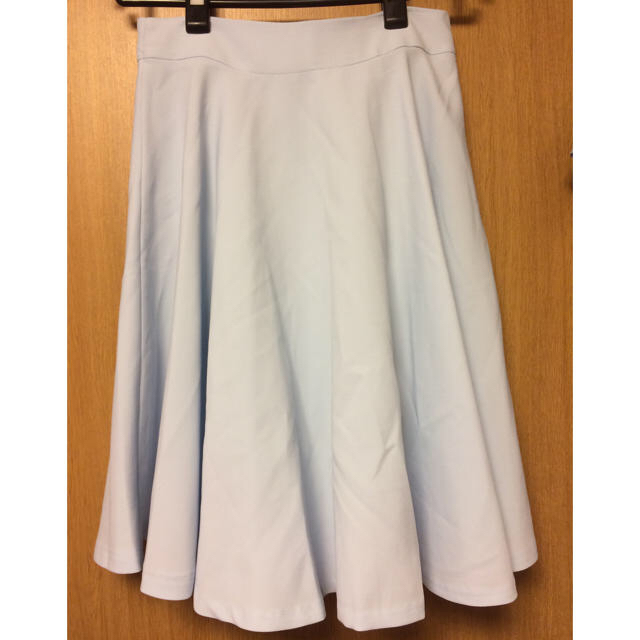 dholic(ディーホリック)の水色 スカート ディーホリック ブルー レディースのスカート(ひざ丈スカート)の商品写真