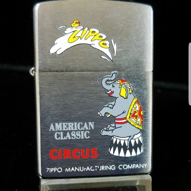 ZIPPO(ジッポー)の中古美品❤05H'Zippo❤サーカス❤オールドポスターデザイン❤送料無料 メンズのファッション小物(タバコグッズ)の商品写真