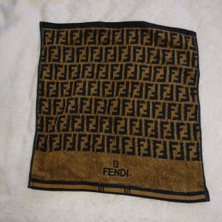 フェンディ(FENDI)のFENDIウォッシュタオル(ハンカチ)