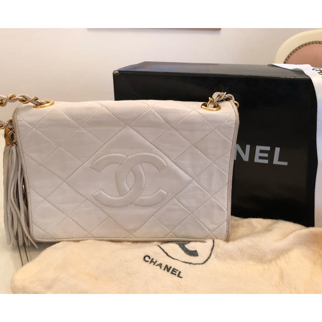 CHANEL(シャネル)のCHANEL vintageバッグ ホワイト レディースのバッグ(ショルダーバッグ)の商品写真