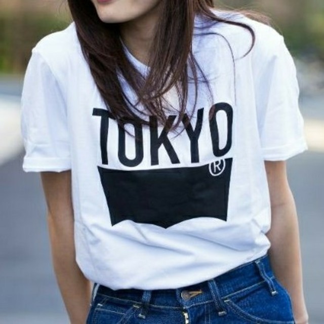 Levi's(リーバイス)の週末値下げ☆新品未使用タグ付☆Levi's バットウィング TOKYO Tシャツ レディースのトップス(Tシャツ(半袖/袖なし))の商品写真