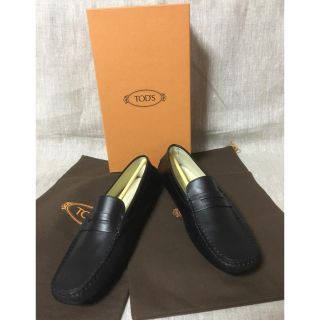 トッズ(TOD'S)のTOD‘S ドライビングシューズ (ローファー/革靴)