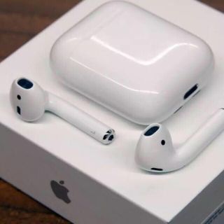 アップル(Apple)のAirPods 正規品 Apple ワイヤレスイヤホン 完動品(ヘッドフォン/イヤフォン)