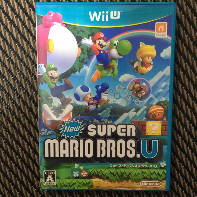 Wii U(ウィーユー)のWiiUソフト NewスーパーマリオブラザーズU エンタメ/ホビーのゲームソフト/ゲーム機本体(家庭用ゲームソフト)の商品写真