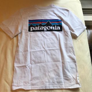 パタゴニア(patagonia)のまっつん様専用！新品未使用！パタゴニアロゴTシャツ(Tシャツ/カットソー(半袖/袖なし))