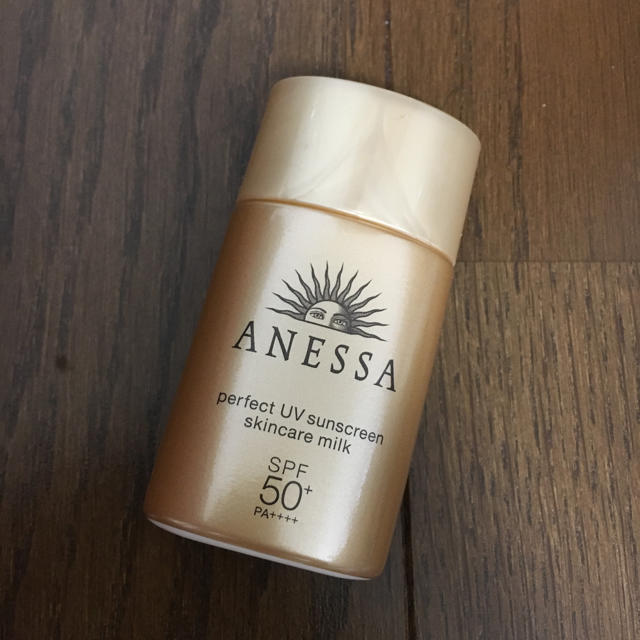 ANESSA(アネッサ)の【ANESSA】日焼け止め用乳液 20mL コスメ/美容のボディケア(日焼け止め/サンオイル)の商品写真