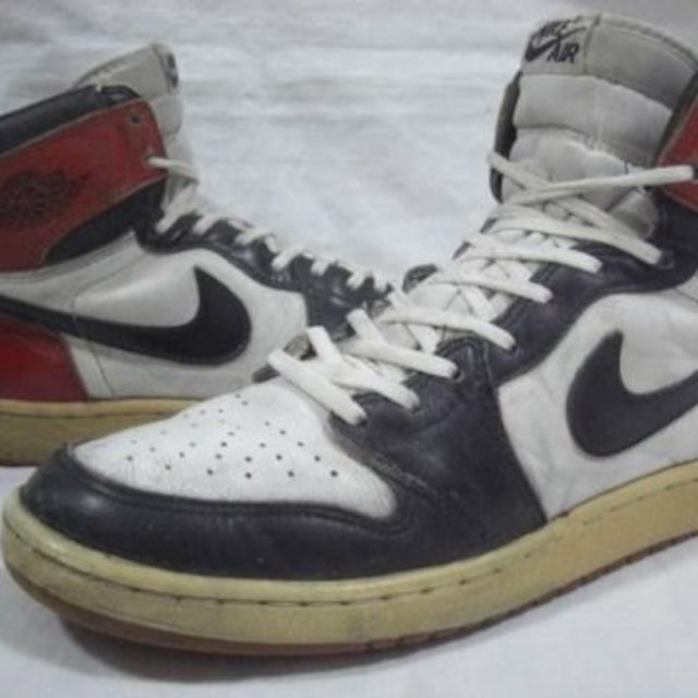 NIKE(ナイキ)の29air jordan1オリジナルつま黒chicagobredfragment メンズの靴/シューズ(スニーカー)の商品写真