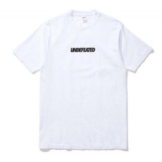 アンディフィーテッド(UNDEFEATED)の【半額以下】UNDEFEATED LOGO S/S TEE(Tシャツ/カットソー(半袖/袖なし))