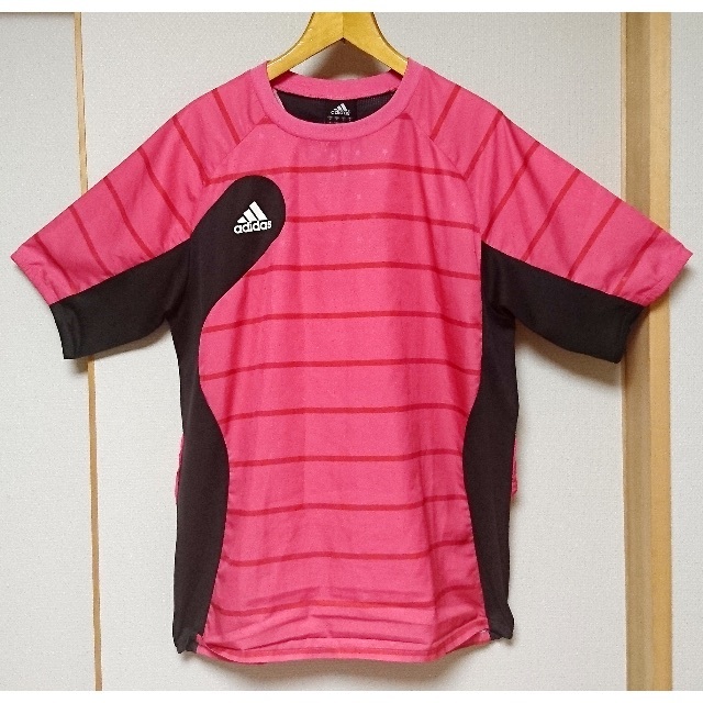 adidas(アディダス)のadidas adi-TRICK 半袖ピステトップ スポーツ/アウトドアのサッカー/フットサル(ウェア)の商品写真