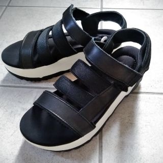 テバ(Teva)のテバ　ザモラ　サンダル(サンダル)