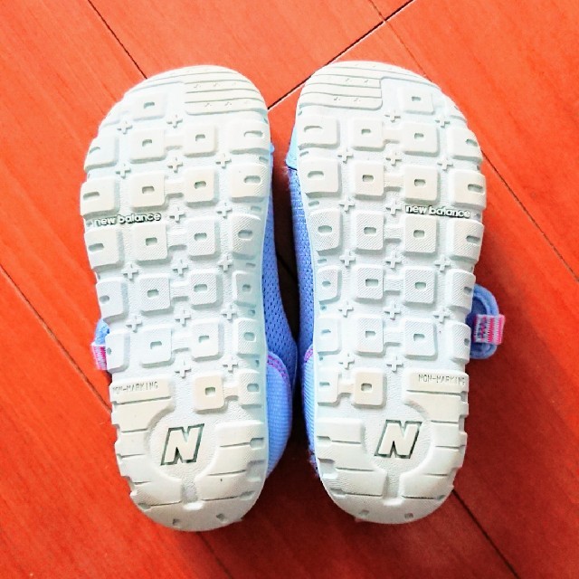 New Balance(ニューバランス)のニューバランス キッズ サンダル 17cm スニーカー キッズ/ベビー/マタニティのキッズ靴/シューズ(15cm~)(サンダル)の商品写真