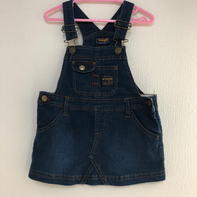 Wrangler(ラングラー)のデニムジャンパースカート 95 キッズ/ベビー/マタニティのキッズ服女の子用(90cm~)(スカート)の商品写真