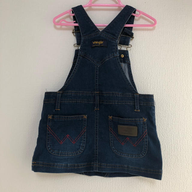 Wrangler(ラングラー)のデニムジャンパースカート 95 キッズ/ベビー/マタニティのキッズ服女の子用(90cm~)(スカート)の商品写真