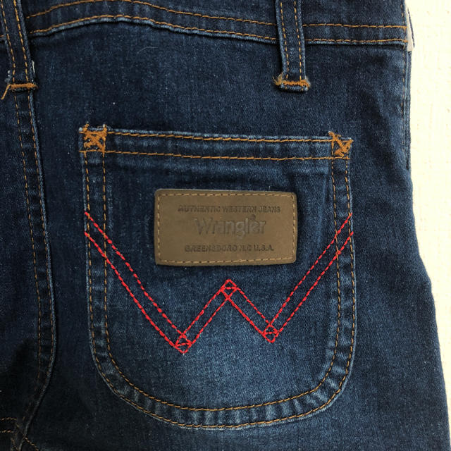 Wrangler(ラングラー)のデニムジャンパースカート 95 キッズ/ベビー/マタニティのキッズ服女の子用(90cm~)(スカート)の商品写真