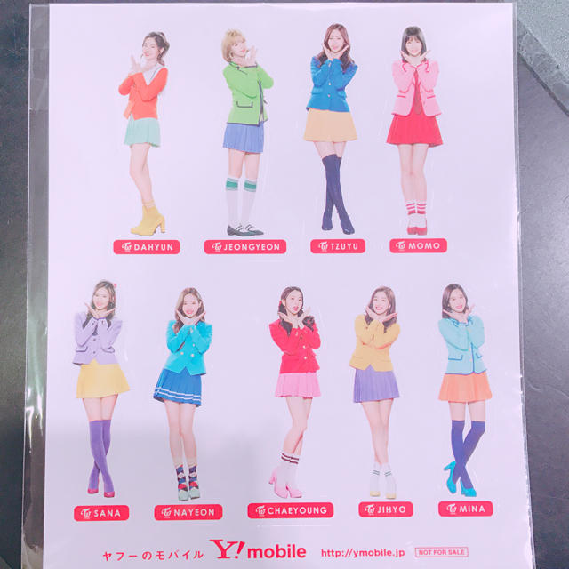TWICE クリアファイル シールセット 非売品♡ エンタメ/ホビーのCD(K-POP/アジア)の商品写真