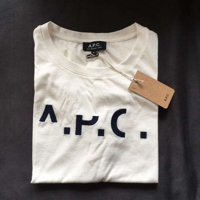 apc Tシャツ アーペーセートップス