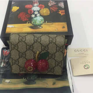 グッチ(Gucci)のGUCCI チェリー ミニ財布(折り財布)