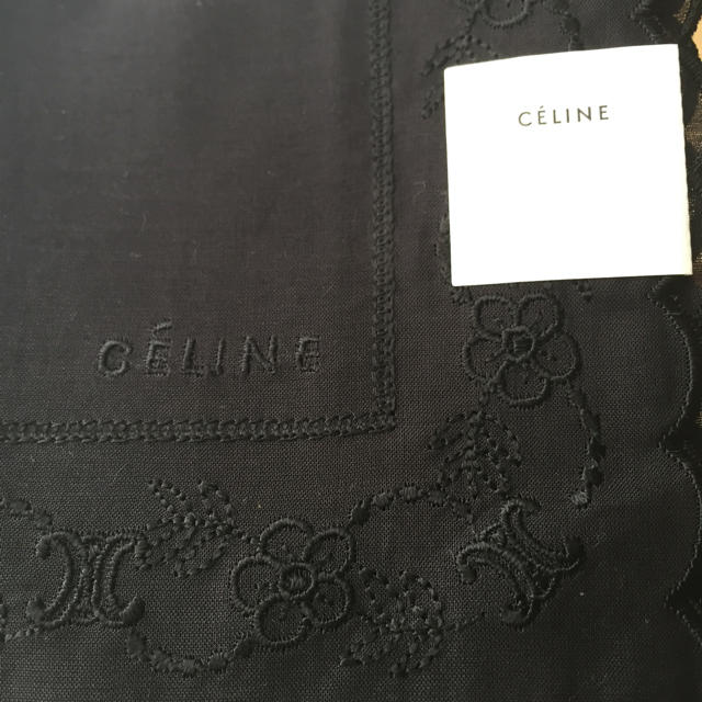 celine(セリーヌ)の新品未使用 セリーヌ ブラック レースハンカチ レディースのファッション小物(ハンカチ)の商品写真