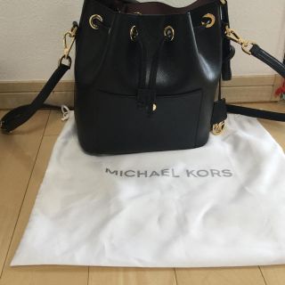 マイケルコース(Michael Kors)のMICHAEL KORS  Greenwich バケットバッグ 巾着バッグ(ショルダーバッグ)