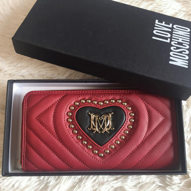 MOSCHINO(モスキーノ)のLove Moschino 長財布   (ラブモスキーノ)  タグ付き・未使用 レディースのファッション小物(財布)の商品写真