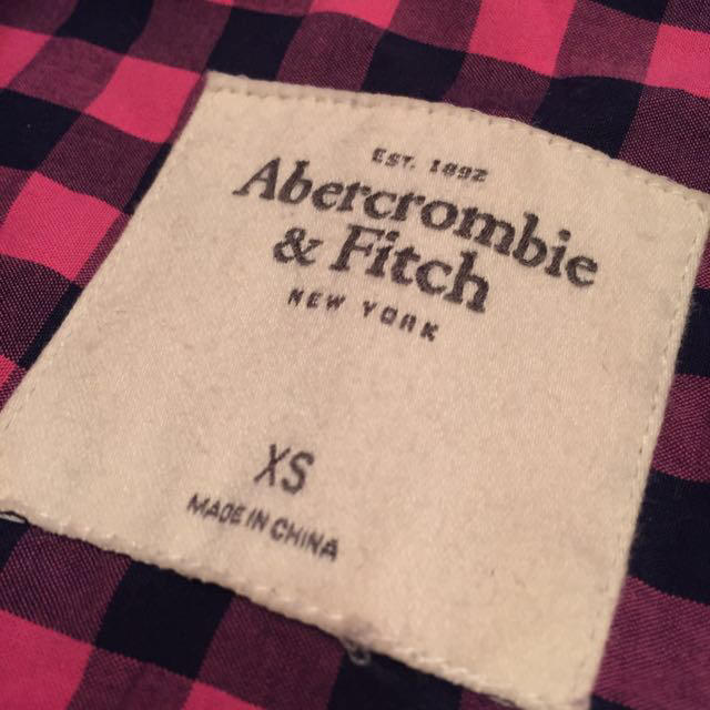 Abercrombie&Fitch(アバクロンビーアンドフィッチ)のAbercrombie&Fitchシャツ レディースのトップス(シャツ/ブラウス(長袖/七分))の商品写真