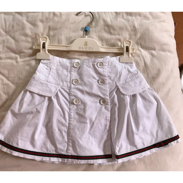 Gucci(グッチ)のグッズ キッズスカート ５ キッズ/ベビー/マタニティのキッズ服女の子用(90cm~)(スカート)の商品写真